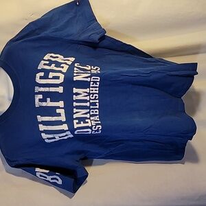 Tommy Hilfiger Womens Grapgic Tee Shirt - Large.